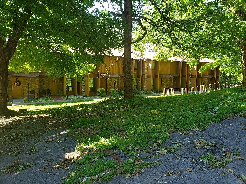 1st image of 1419 Colony Park Dr APT 11