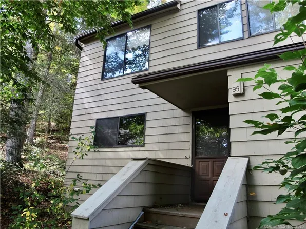 99 Woodside Cir, Torrington, CT 06790