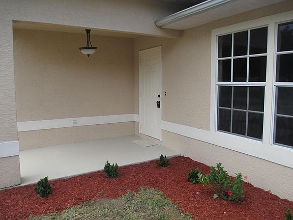 5th image of 573 NW Biscayne Drive