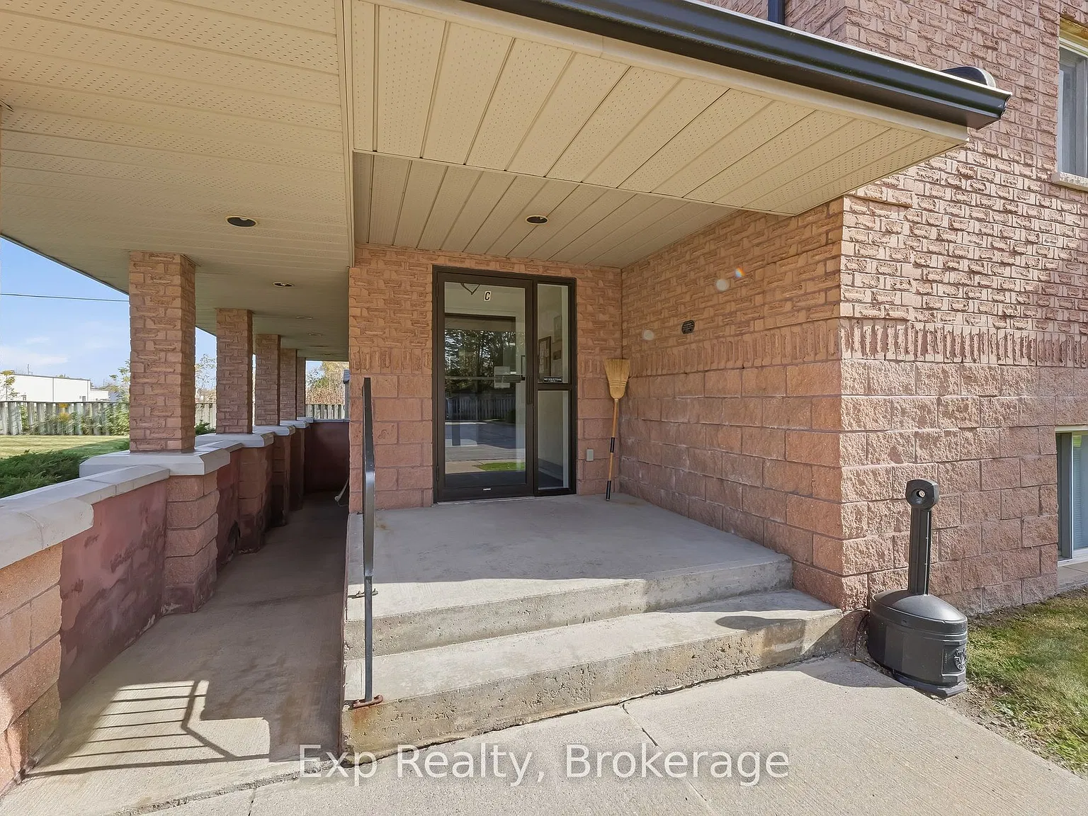 2 bed, $1,780 — Photo 3