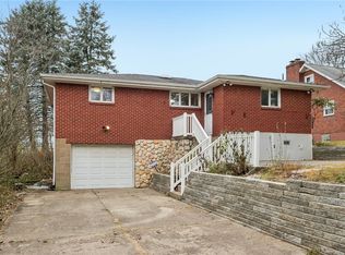 1704 Clairton Rd, West Mifflin, PA 15122