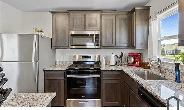932 American Flyer Blvd — Photo 15