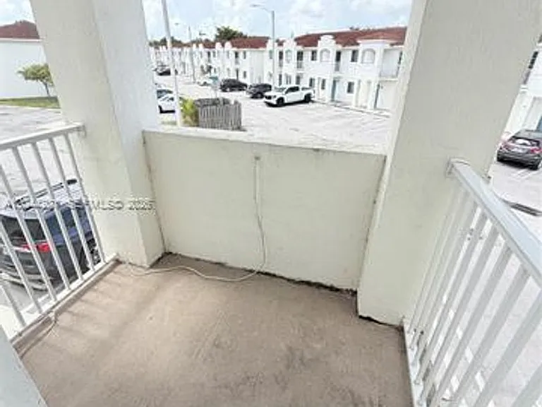 119 SW 6th Ln — Photo 28
