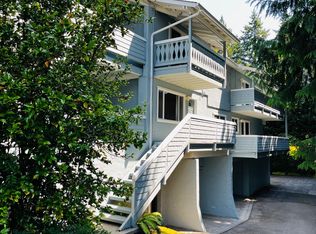 650 Ericksen Ave NE #3, Bainbridge Island, WA 98110