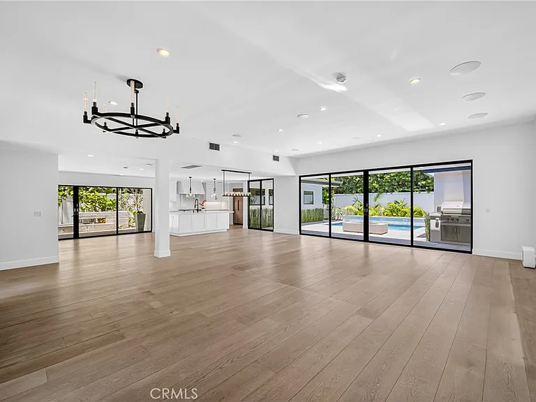 17 Monarch Bay Dr — Photo 11