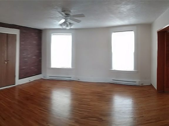 4th image of 637 N Trafton St