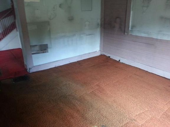 4th image of 556 N Belmont Ave