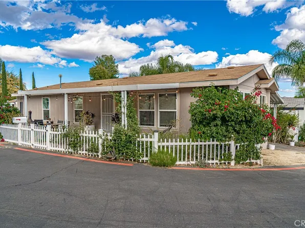 30000 Hasley Canyon Rd Space 25, Castaic, CA 91384