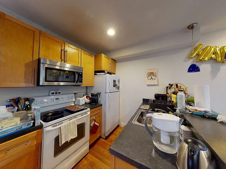 106 Hammond St #3A — Photo 2