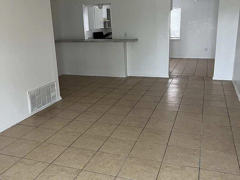 3101 Delmar Rd — Photo 2