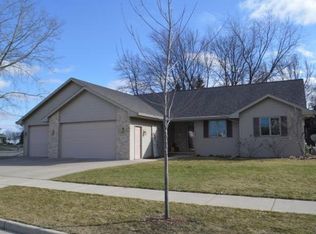 715 Sierra Ln, Appleton, WI 54913