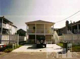 13 E Asheville St, Wrightsville Beach, NC 28480