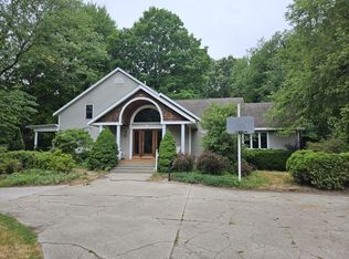 16555 Van Wagoner Rd, Spring Lake, MI 49456