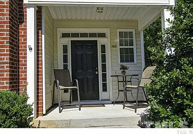 2nd image of 102 Star Thistle Ln