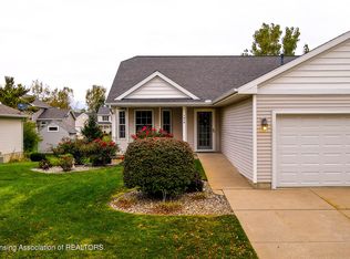 1018 Randy Ln, Saint Johns, MI 48879