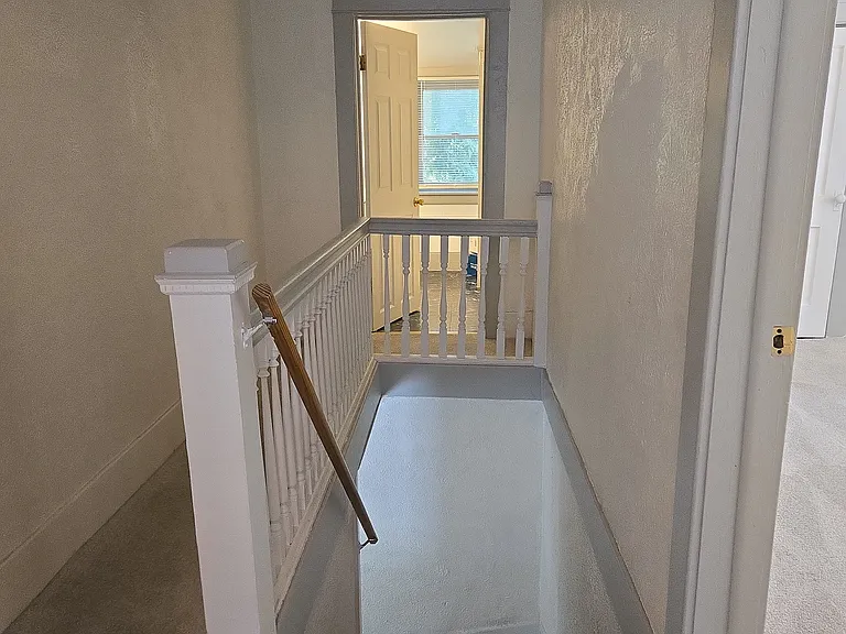 1408 E Oakland Ave — Photo 9