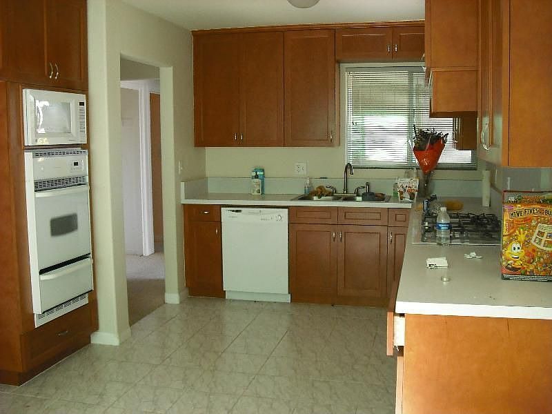 2nd image of 1603 Halo St
