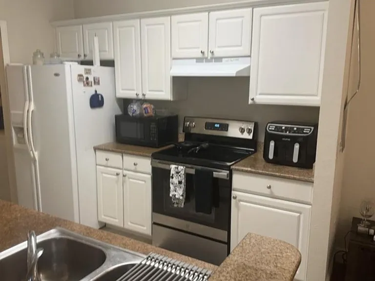 130 Southern Pecan Cir #107 — Photo 4