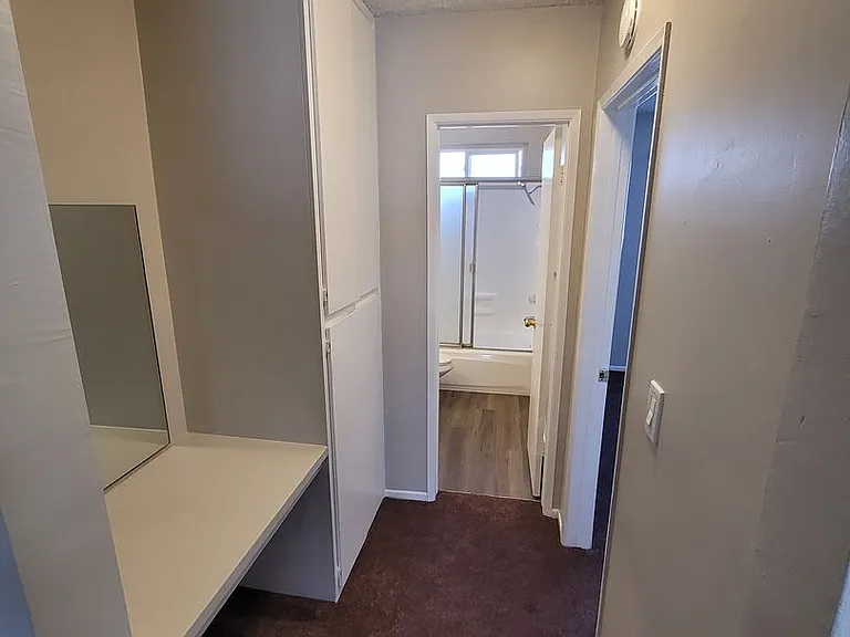 1029 W Magnolia Ave — Photo 9