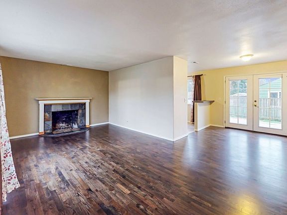 5th image of 11211 8th Avenue Ct S