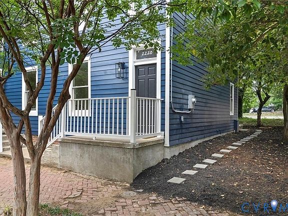 3rd image of 2218/2220 M St