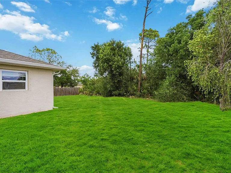 2260 Mistleto Ln — Photo 3