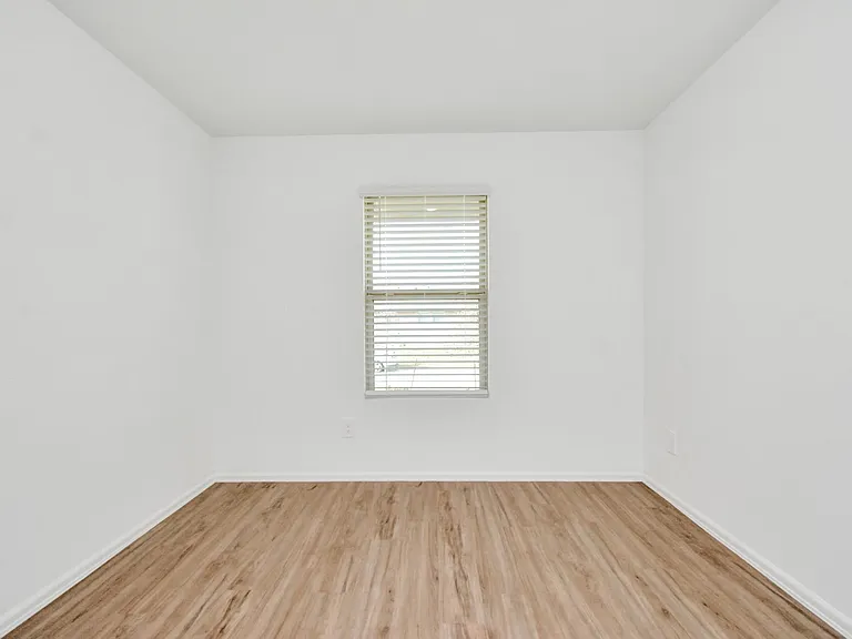 24207 Becker Hollow Ln — Photo 19