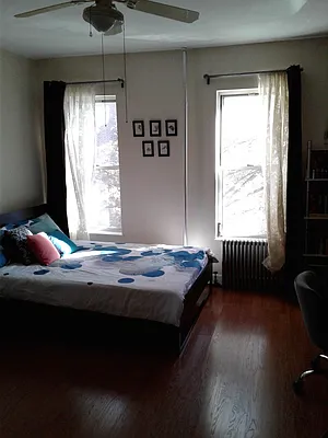 Rented by Aidonis Realty | media 10