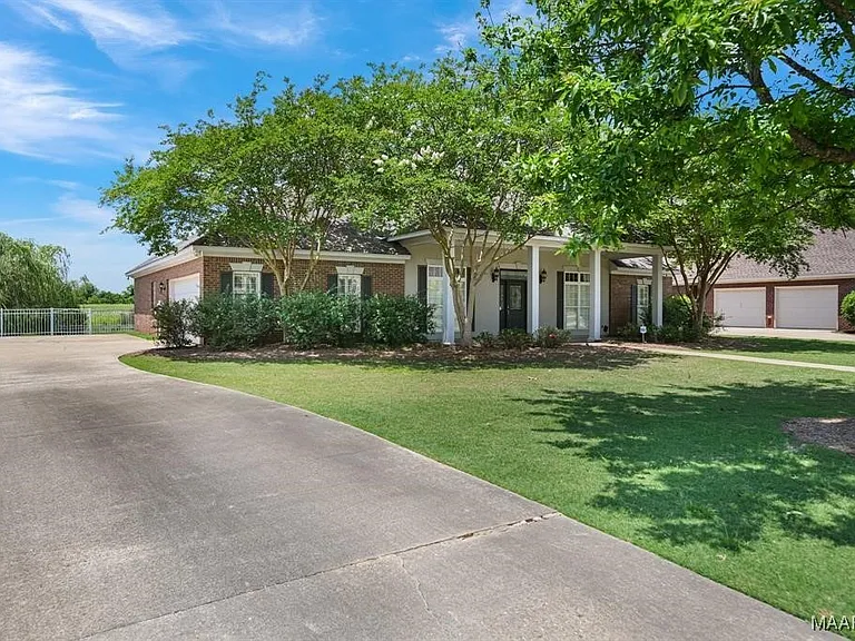 8318 Chadburn Way — Photo 41