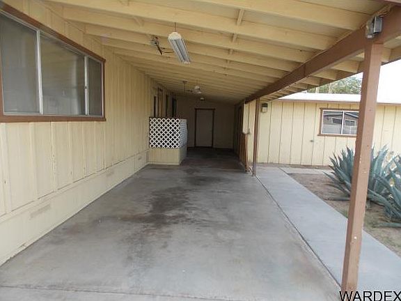4th image of 1574 Villa Ln