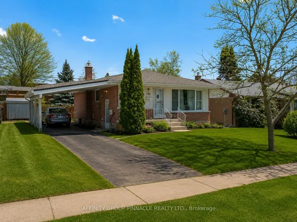 1096 Barnardo Ave, Peterborough, ON K9H 5X2