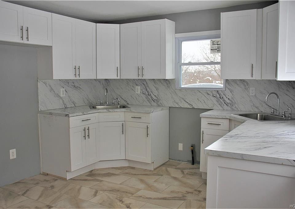 1st image of 74 Duelk Ave