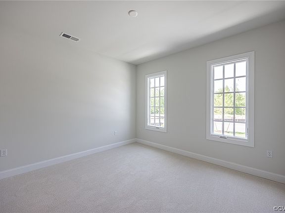 2nd image of 10355 Silver Willow Place Gln