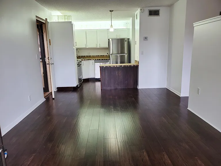 603 Sea Pine Way — Photo 9