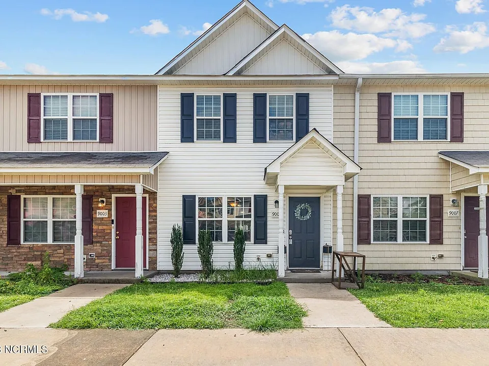9005 Banister Loop