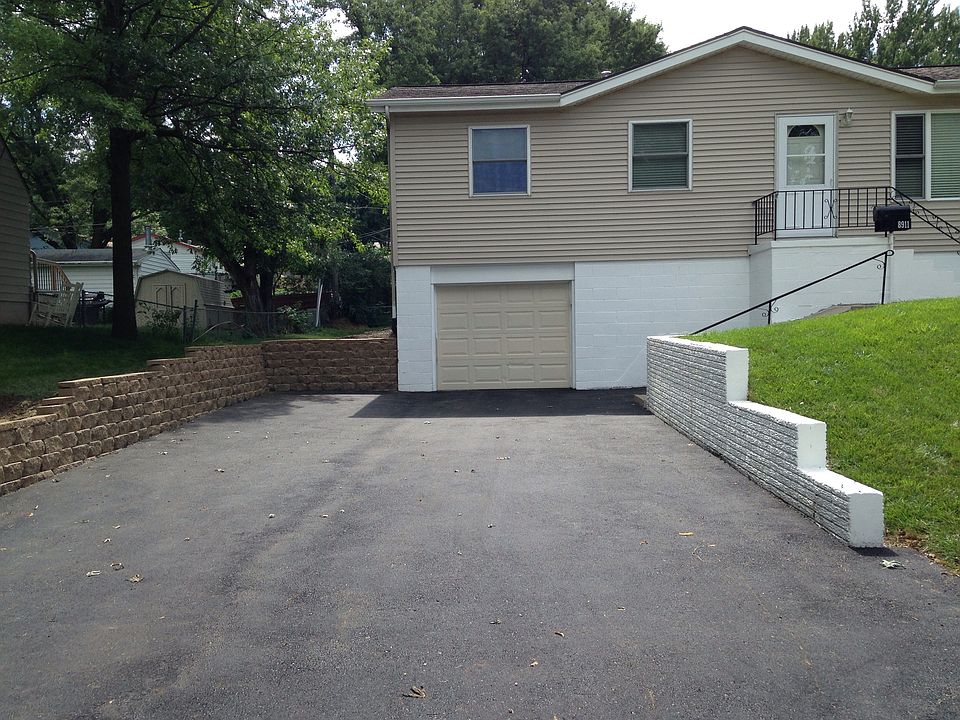 1st image of 8911 Westridge Dr