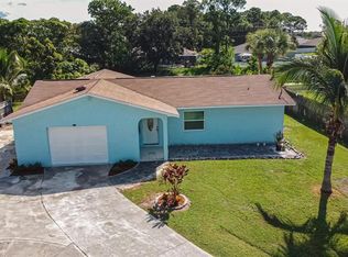 261 SE Whitmore Dr, Port Saint Lucie, FL 34984
