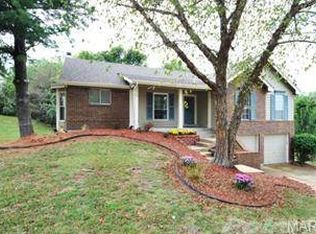 2332 Westclub Terrace Ct, Ballwin, MO
