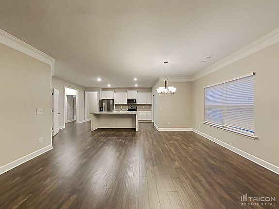 3rd image of 3308 Balfron Dr