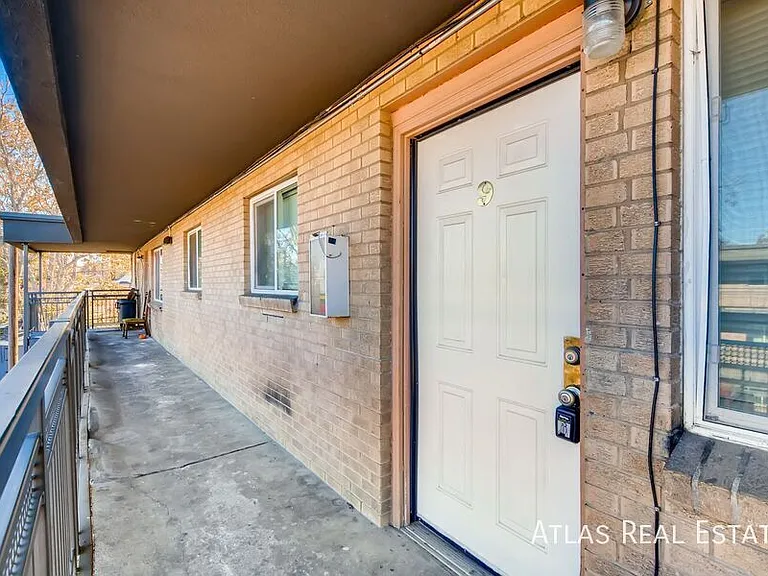 2560 N Ogden St — Photo 19