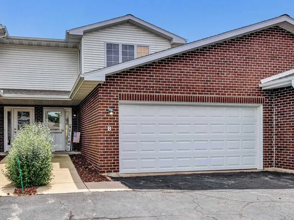 1893 Riverside Dr Unit B, Suamico, WI 54313