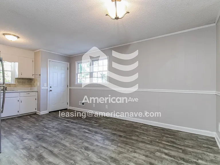 3931_004_dining_room_4.jpg