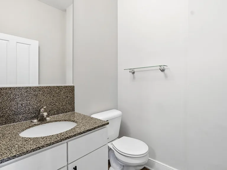 Capitol Lofts — Photo 17