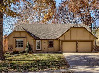 8122 Westgate Dr, Lenexa, KS 66215