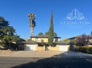 845 Carro Dr, Sacramento, CA 95825