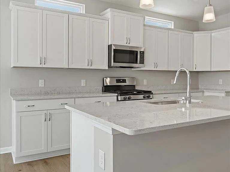 5606 Callaway Dr — Photo 4