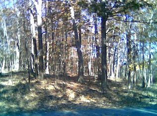 Rays Pl, Dingmans Ferry, PA 18328