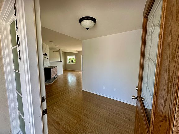 Front door/entrance area