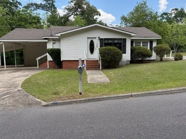 709 10th St, Opp, AL 36467