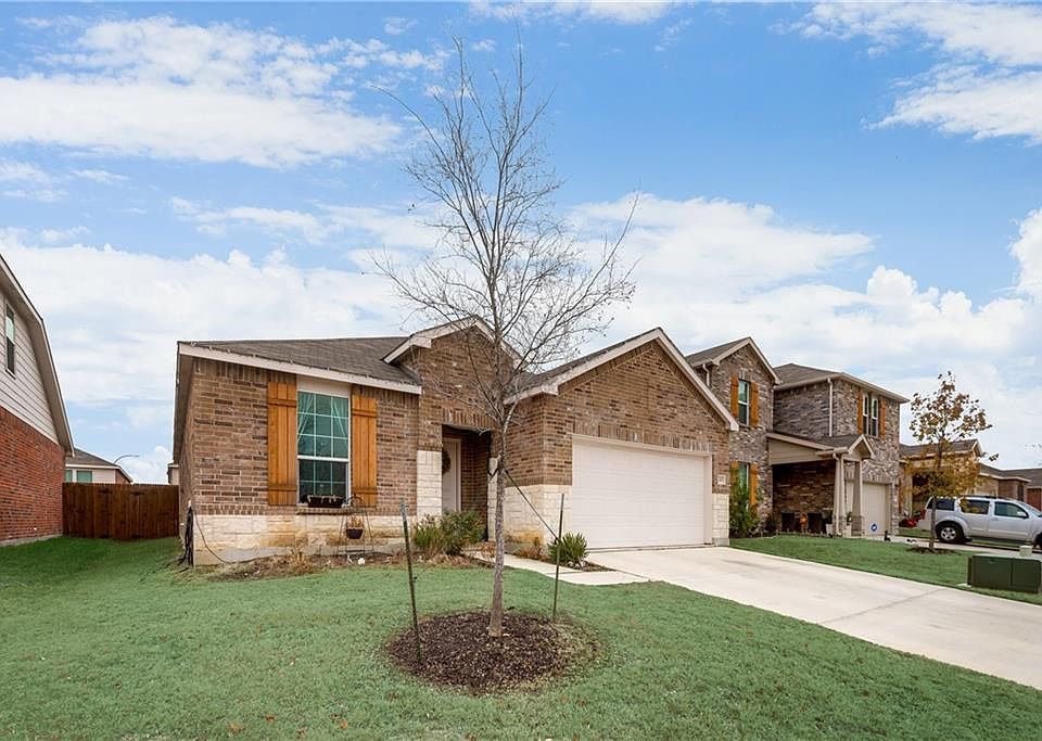 1st image of 2401 Mirandesa Dr